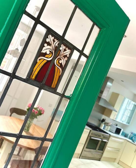 Large Georgian House In Heart Of Exeter Villa Екстериор снимка