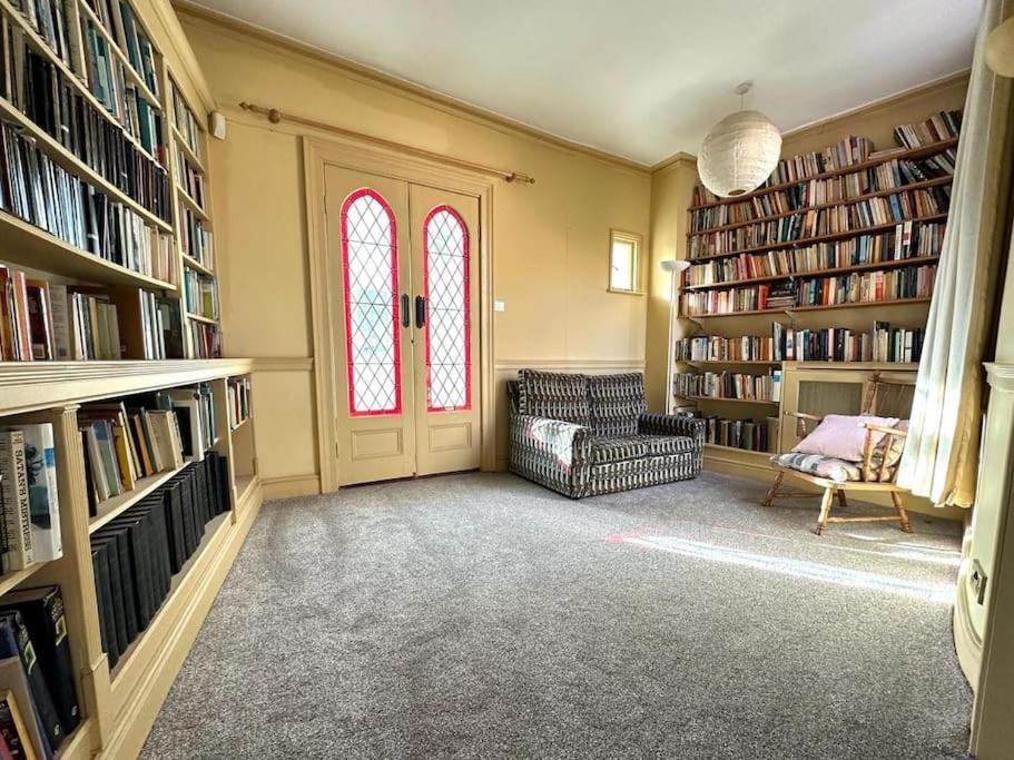 Large Georgian House In Heart Of Exeter Villa Екстериор снимка